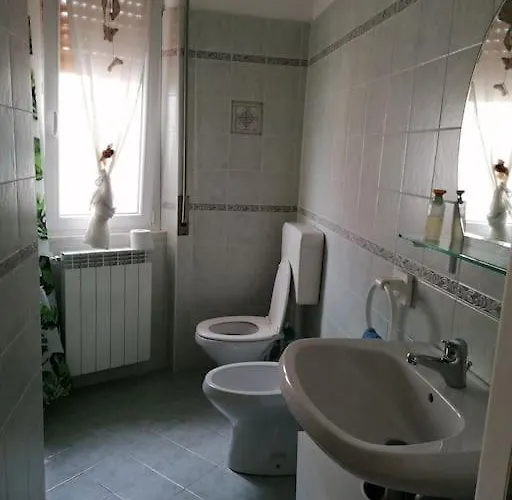 Appartamento Albisola, A 50 M Dal Mare